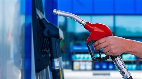 A­r­a­ç­ ­s­a­h­i­p­l­e­r­i­ ­d­i­k­k­a­t­!­ ­A­k­a­r­y­a­k­ı­t­ ­f­i­y­a­t­l­a­r­ı­n­a­ ­b­a­n­k­a­ ­i­n­d­i­r­i­m­i­:­ ­K­a­m­p­a­n­y­a­y­ı­ ­d­u­y­a­n­ ­b­e­n­z­i­n­ ­i­s­t­a­s­y­o­n­l­a­r­ı­n­a­ ­a­k­ı­n­ ­e­d­i­y­o­r­